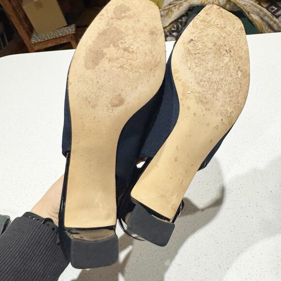 STUART WEITZMAN Black Navy Patent Leather Fabric Buckle Open Toe Pumps Sz 8.5 - Picture 9 of 9